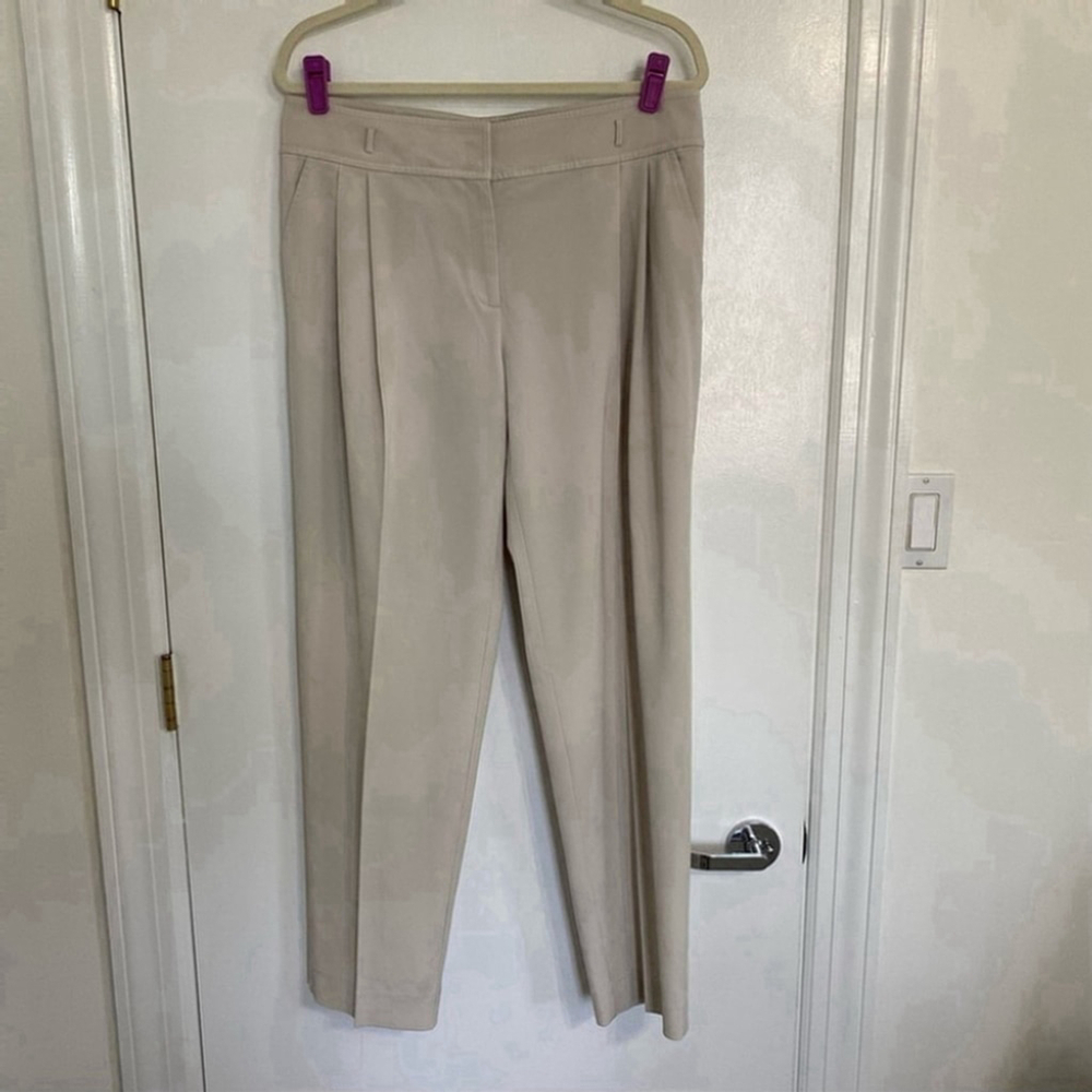 ST. John Pleated Trouser Pants Slacks Tan Work Size 12 - Picture 3 of 13